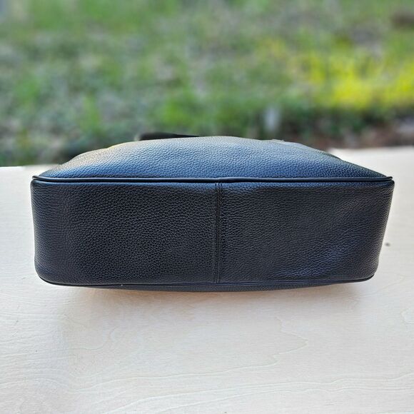 Michael Kors Kelsey Black Pebbled Leather Shoulder Bag, Pre-owned - Picture 6 of 10